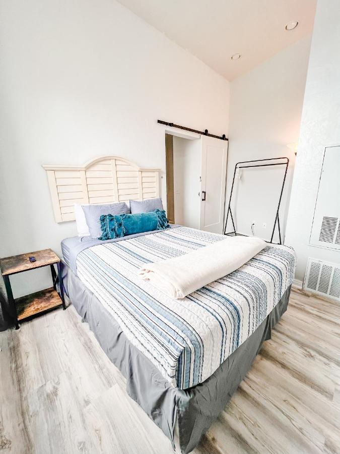 Gaslamp 2Bdrm - W Parking & 4 Beds #404 Hotel San Diego Buitenkant foto
